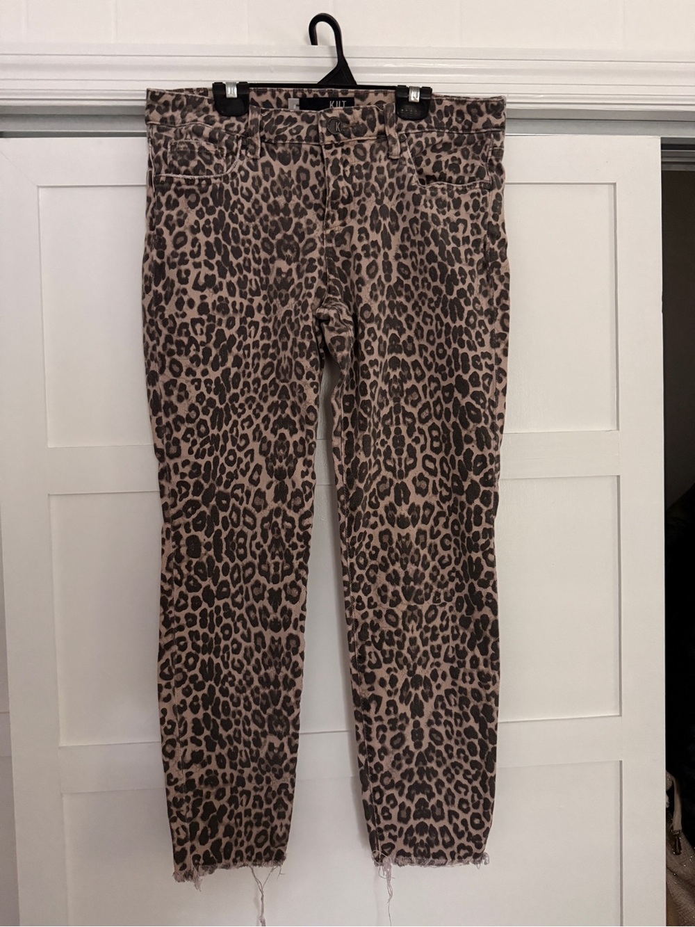 Kut from the Kloth Lavender & Taupe Leopard Skinny Jeans
